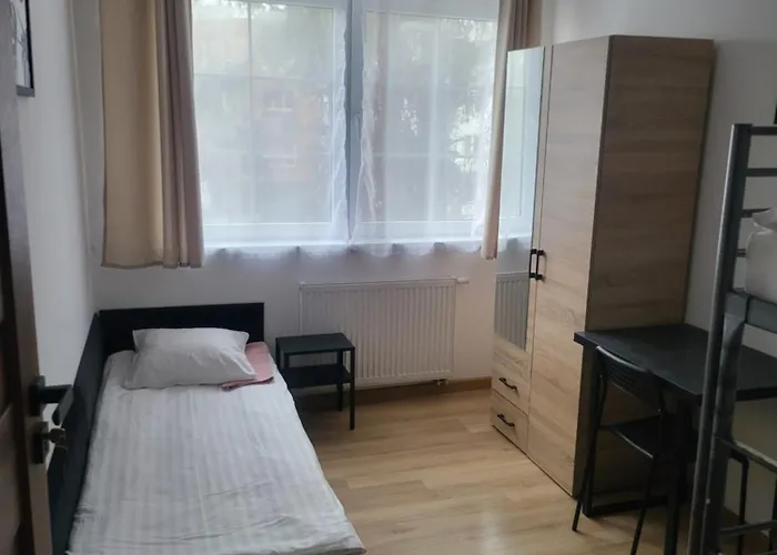 Rooms4Rest Popularna - Private Rooms For Tourists Warszawa